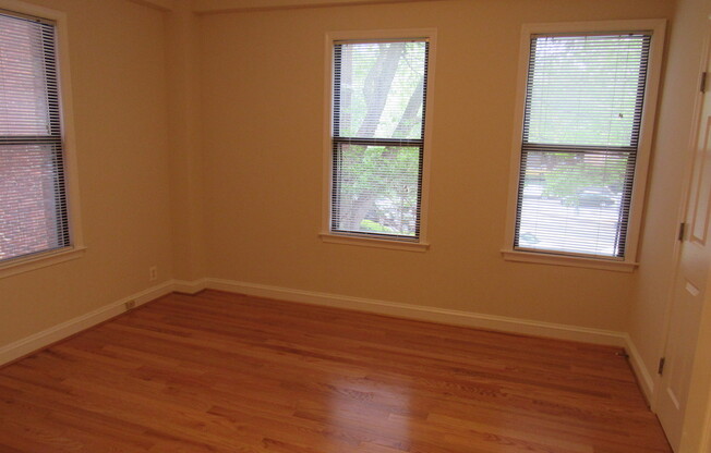 1 bed, 1 bath, 655 sqft, $2,850, Unit H604