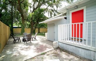 Homey Cozy Newly Renovated Stylish & chic