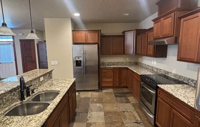 2 beds, 2 baths, $2,150