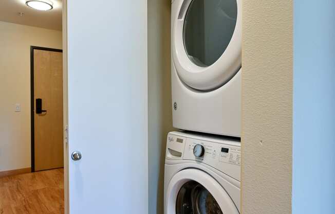 The Morgan| In Unit Washer and Dryer