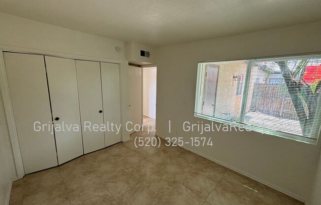 2 beds, 1 bath, 700 sqft, $995, Unit C