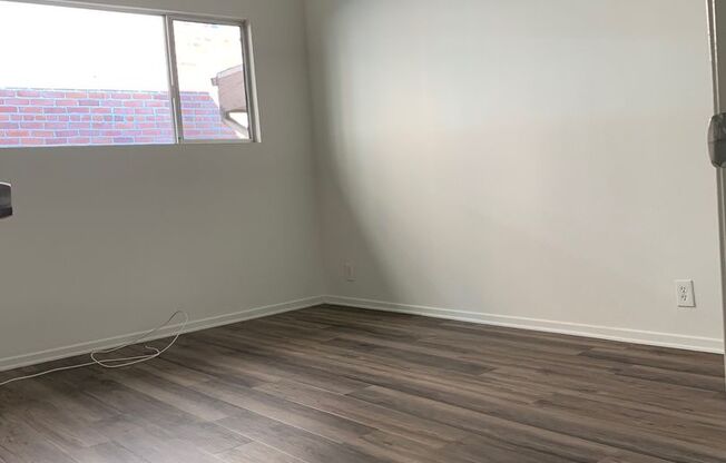 Hollywood Villa Apts.