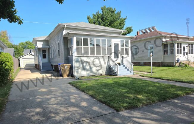 Central Air w/2 full baths