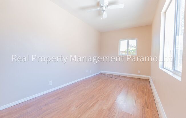 1134 E 103rd Place