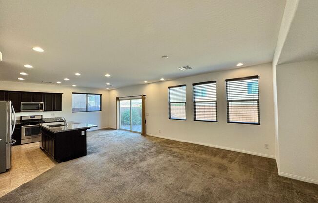 Newer Home with Gated Community Single Family House for Rent