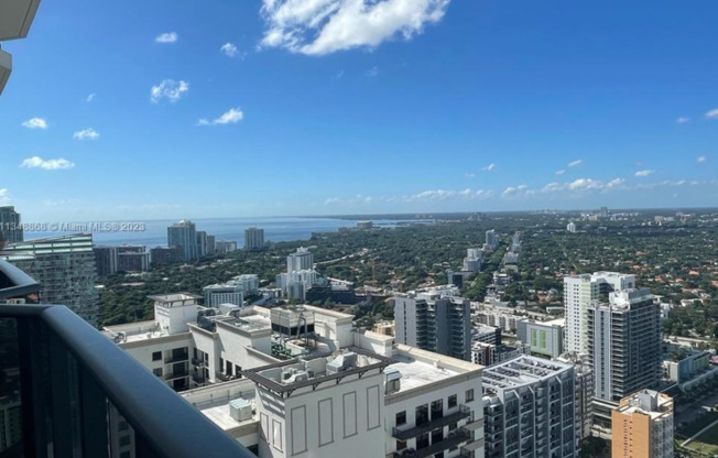 2 beds, 2 baths, $5,600, Unit #4208