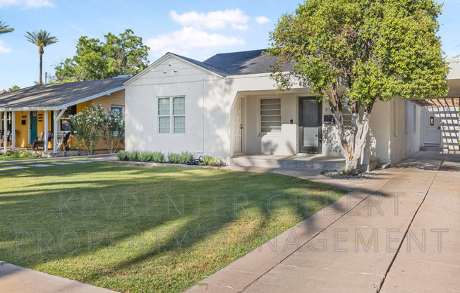 Charming Historic 3-Bed / 2-Bath Home Near Downtown Mesa