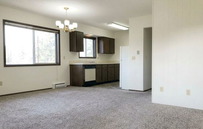 Pinecrest Terrace