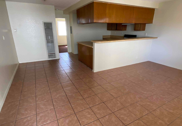 4063 W 130 ST