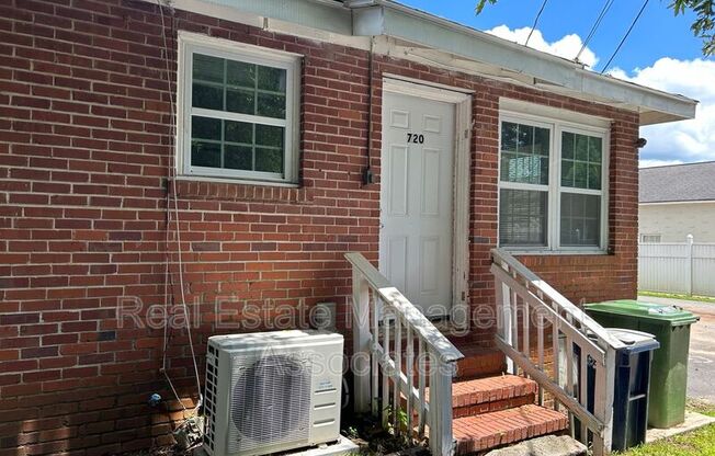 720 W TAYLOR ST