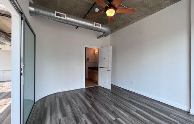 Large, Upgraded 2 Bed/2 Bath Loft off Mass Ave NW