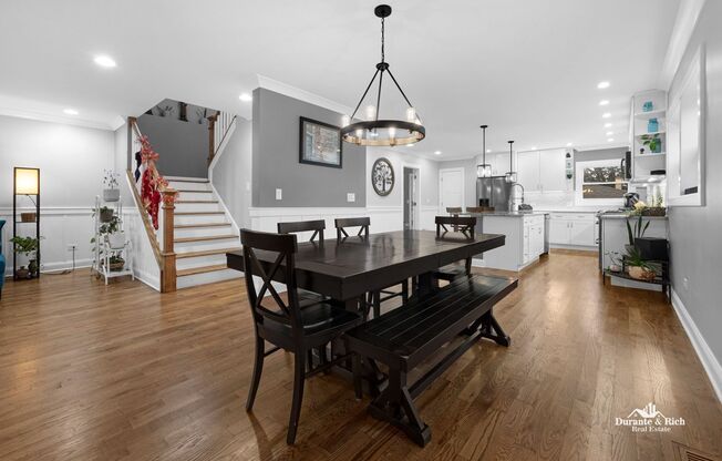 Stunning 4 Bedroom, 3.5 Bath Executive Rental