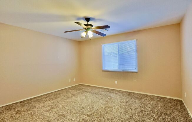 3 beds, 2.5 baths, $1,750