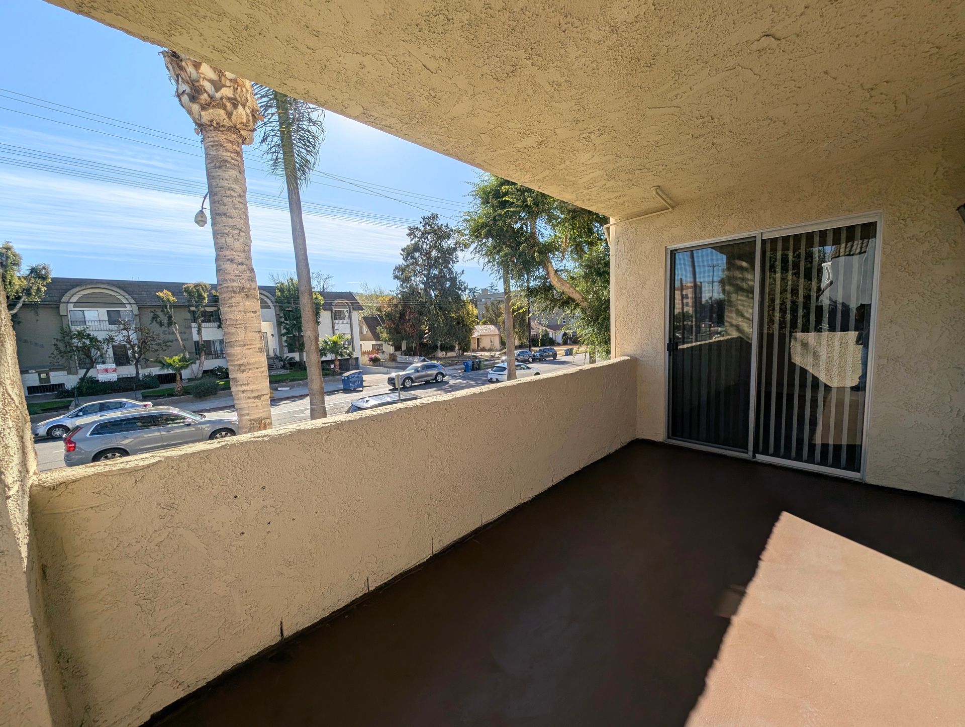 Chateau Lamont Apartments