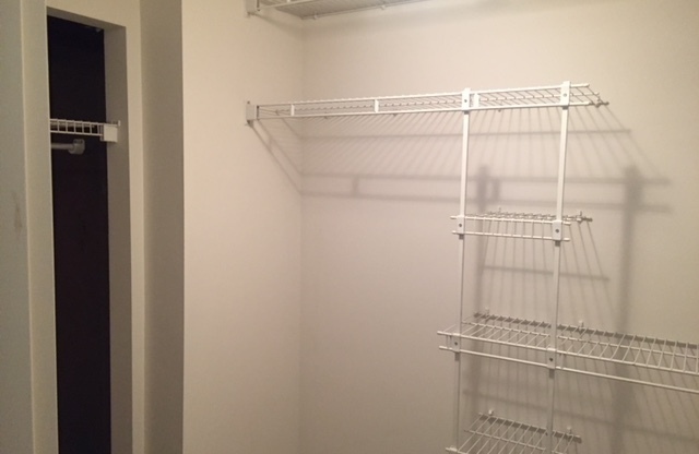 1 bed, 1 bath, 778 sqft, $1,189, Unit 611