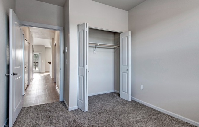Bedroom | Tualatin Oregon Apartments | River Ridge