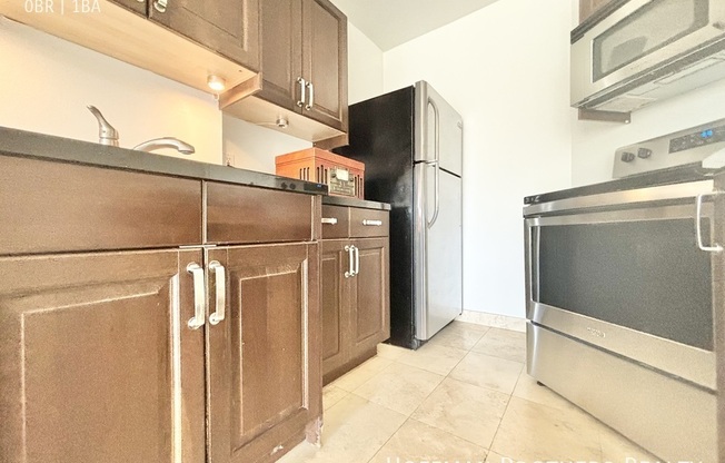 3947 LOS FELIZ BLVD