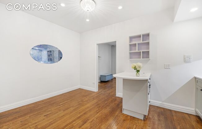 26 GRAMERCY PARK S