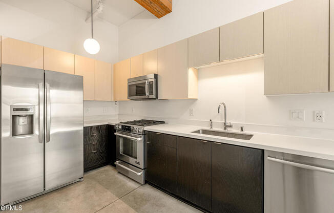 1 bed, 1 bath, 680 sqft, $2,850, Unit 124