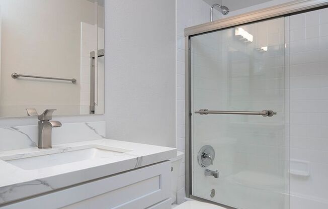 3 beds, 2 baths, 1,180 sqft, $3,495, Unit 65-07