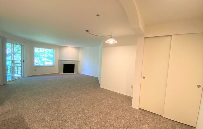 2 beds, 2 baths, 990 sqft, $2,530, Unit B 118