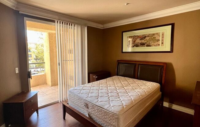 2 beds, 2 baths, $2,000, Unit # 334