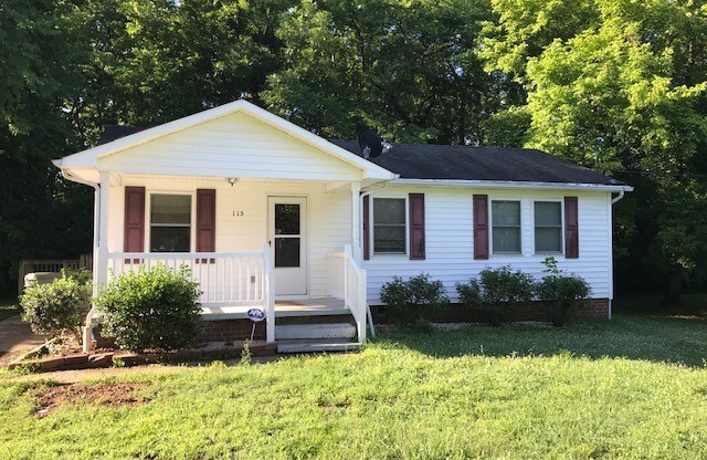 3 beds, 1 bath, $1,500