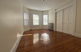 1 bed, 1 bath, $2,300, Unit 2