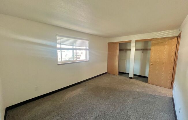 1 bed, 1 bath, 675 sqft, $1,300, Unit B-03