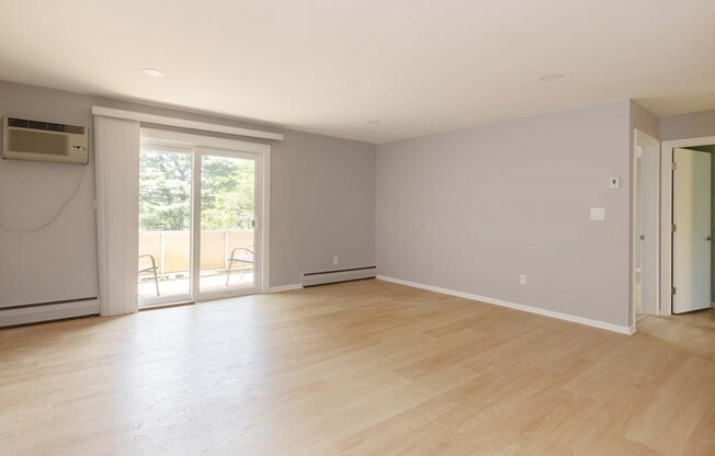 33 JACQUELINE RD