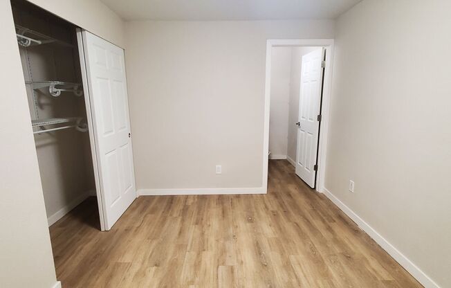 1 bed, 1 bath, 700 sqft, $2,075, Unit 13