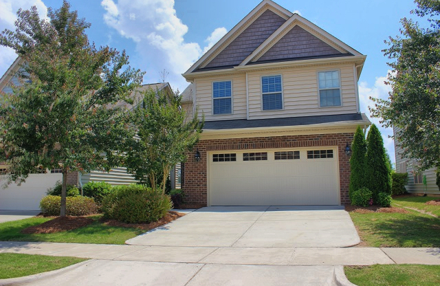 Nice 3 bedroom house in West Cary, Stonewater Community!