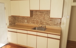 2 beds, 1 bath, $2,150, Unit 1