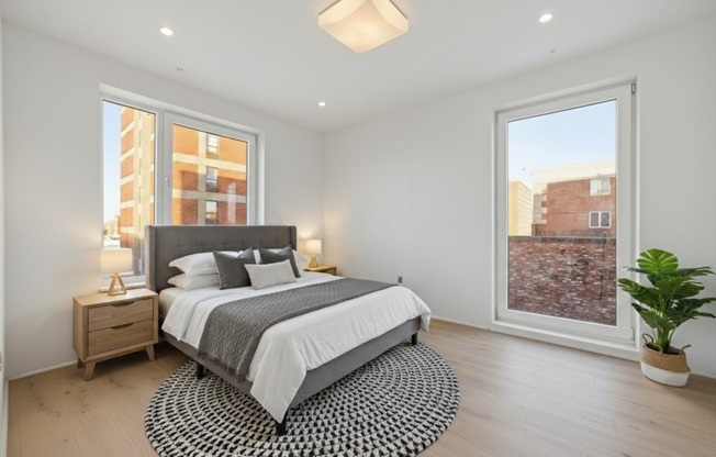 2 beds, 1 bath, 905 sqft, $4,800, Unit 310