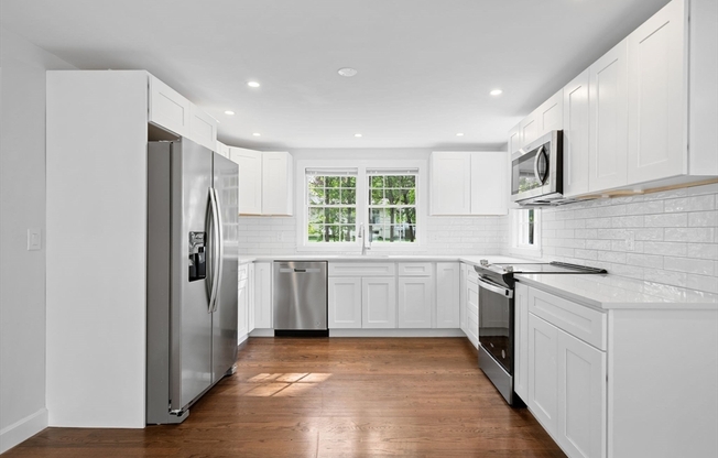125 BEACON ST