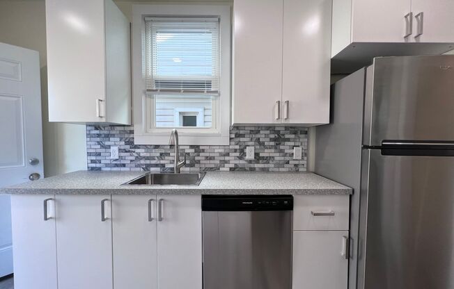 Updated 2BR house with Garage!