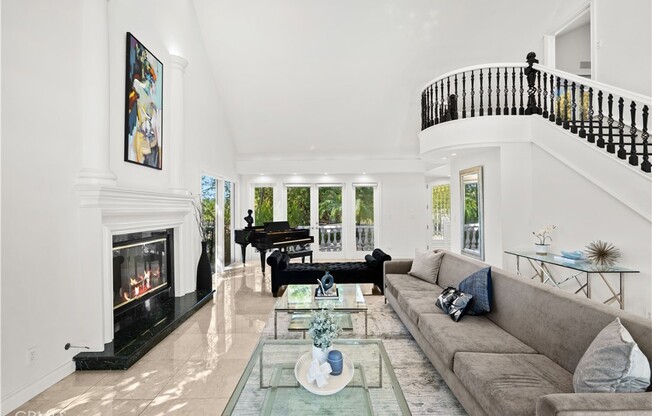 16221 ELISA PL