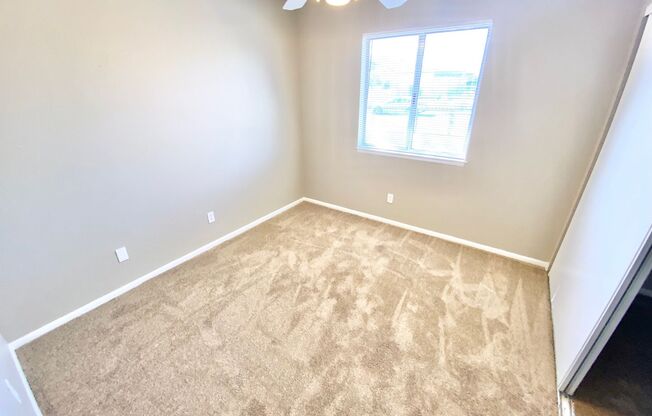 Charming 2 Bedroom, 2 Bathroom Home Close to Nellis Air Force Base