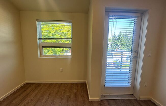 Studio, 1 bath, 178 sqft, $1,199, Unit 505
