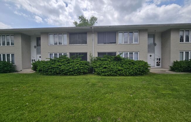 2420 Eastgate