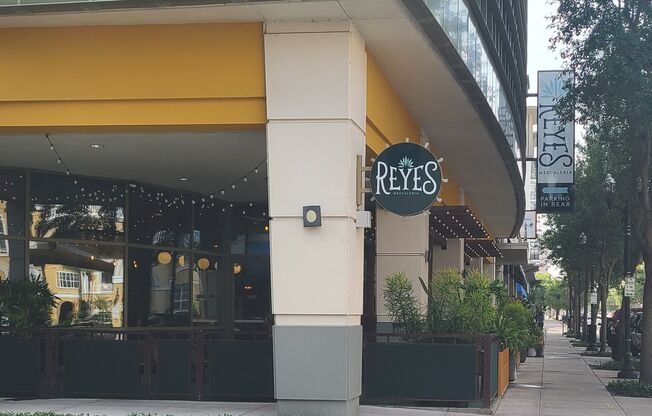 2 beds, 2 baths, $2,000, Unit Unit 304