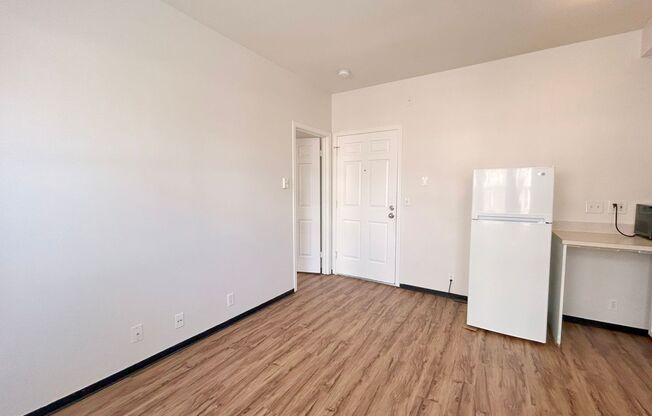 1 bed, 1 bath, 320 sqft, $1,325, Unit 1428-104