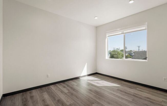 1 bed, 1 bath, 550 sqft, $1,445, Unit 102