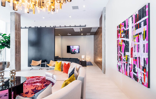 G12 Apartments