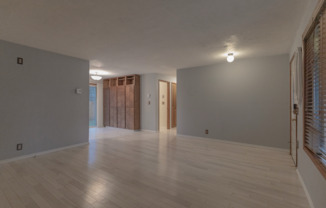 3 beds, 1 bath, $2,350