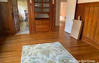 33 GREYCLIFF