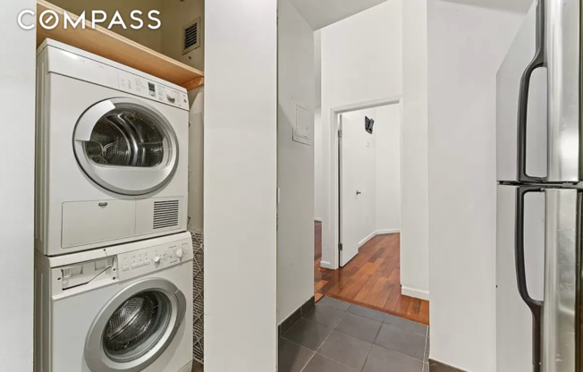 2 beds, 2 baths, 630 sqft, $6,000, Unit 208