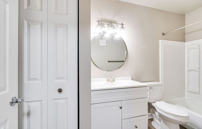 1 bed, 1 bath, 585 sqft, $999, Unit 3610 - 102