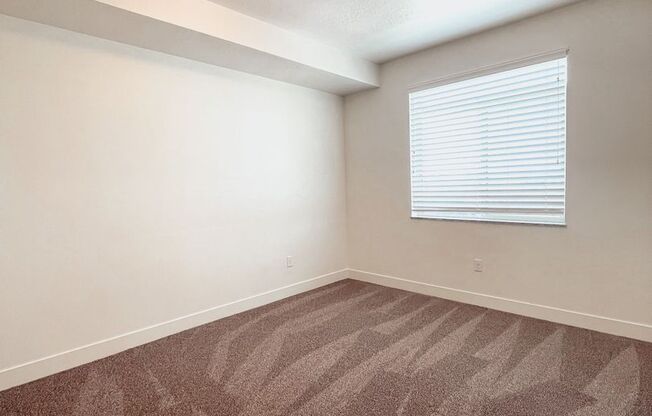 1 bed, 1 bath, 705 sqft, $1,250, Unit 544