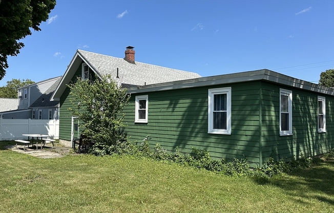 76 SHED ST